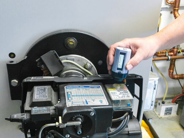 ecom: Schnelle Störungsdiagnose an digitalen Feuerungsautomaten