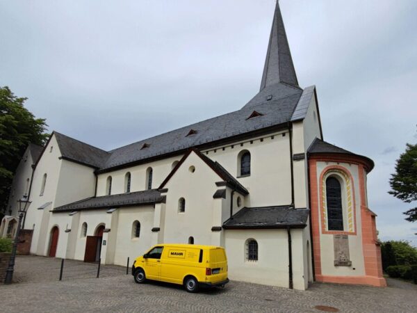 Hybridkonzept in Kirchen