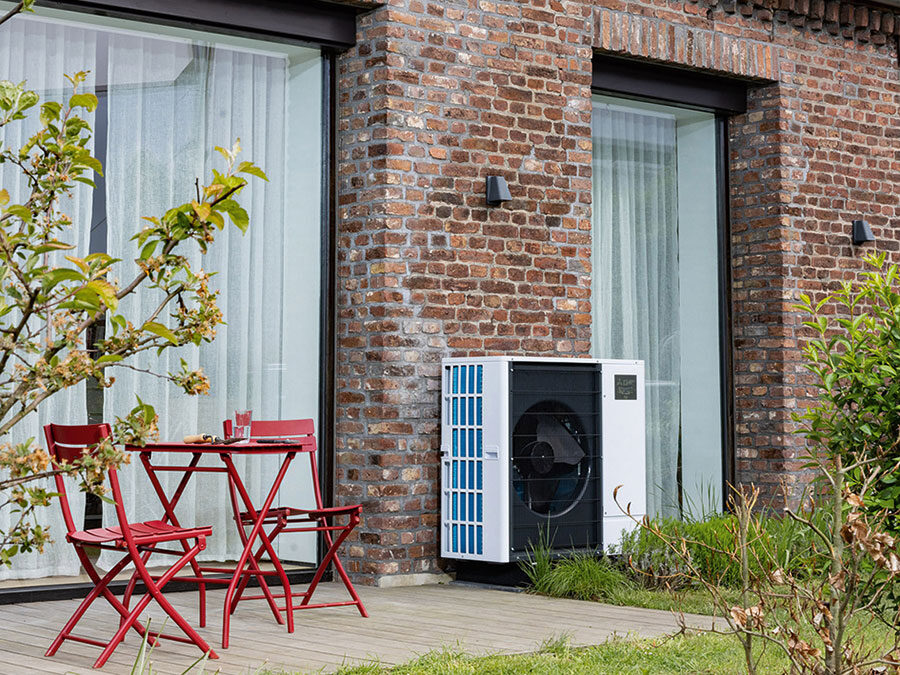 Mitsubishi: Monoblock-Wärmepumpe für Neubau und Bestand